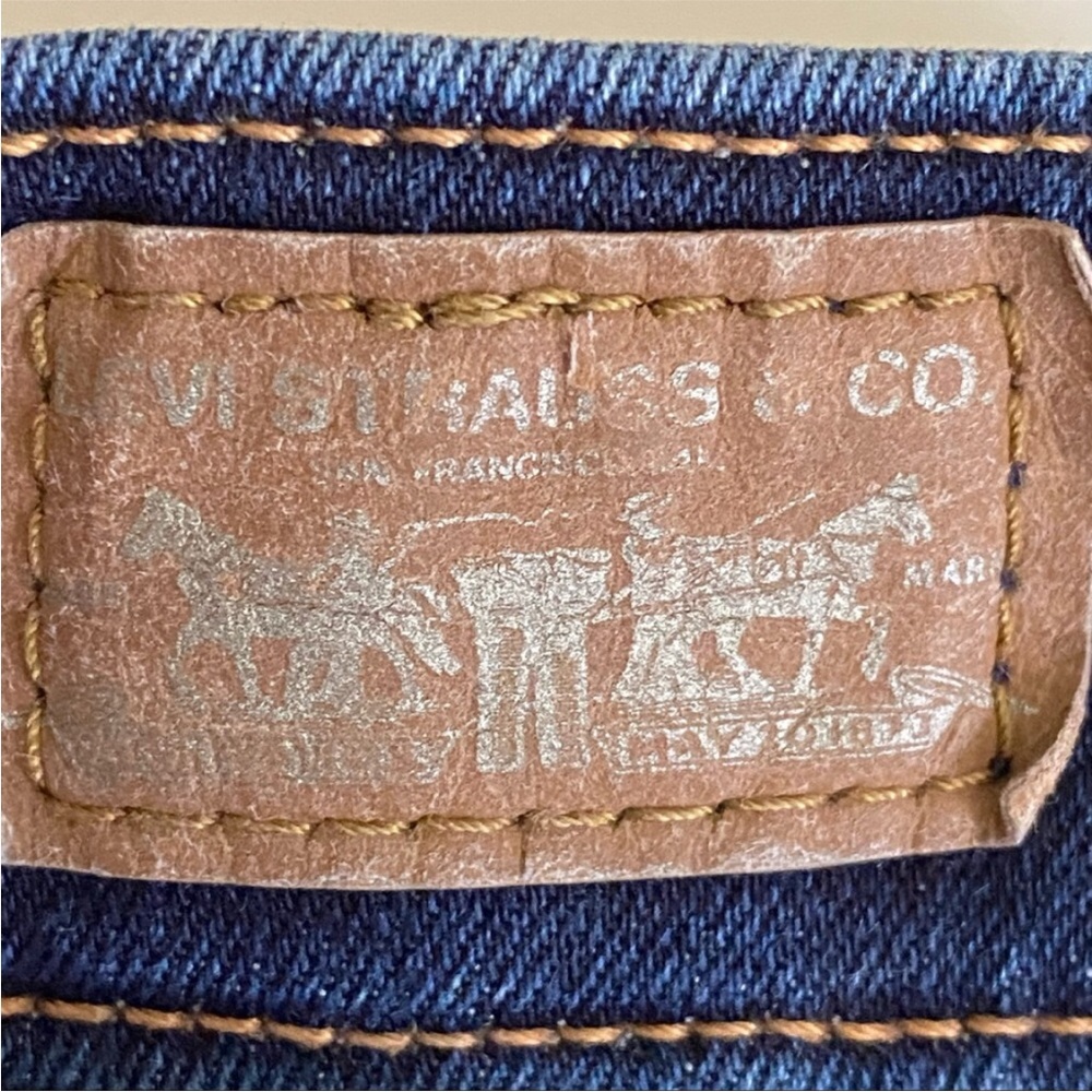 Levi's Jeans - Picture 11 of 13